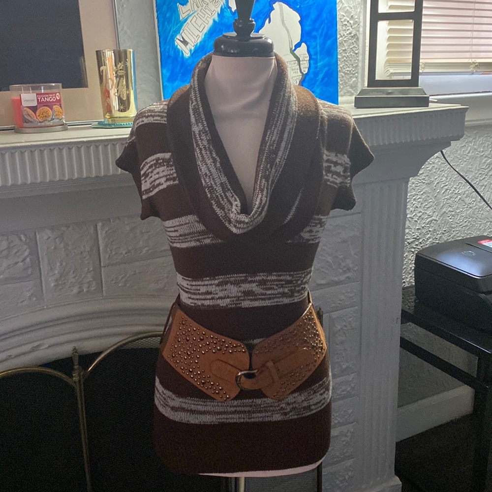 Long Sweater CowlNeck W/ Belt Size M